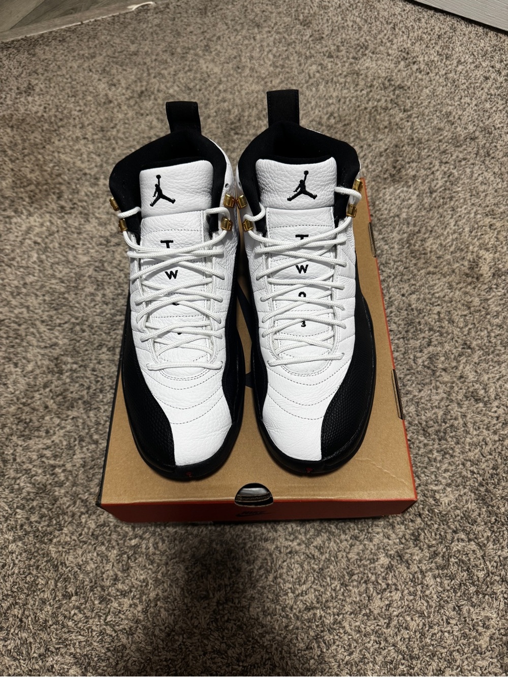 Air Jordan 12 Retro Taxi Mens Size 12